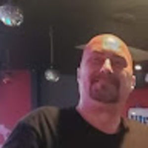 Meet your Posher, Gary